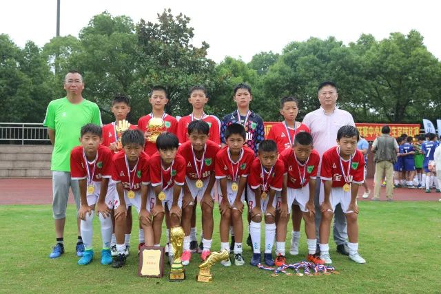 巴萨20轮联赛积39分 近20年来第二差战绩